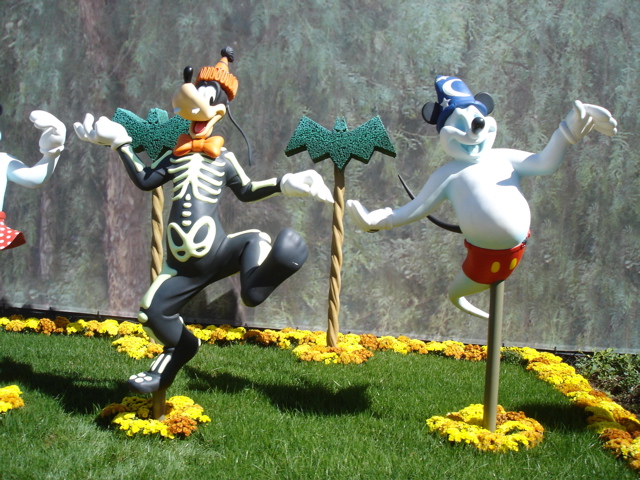 Goofy and ghost