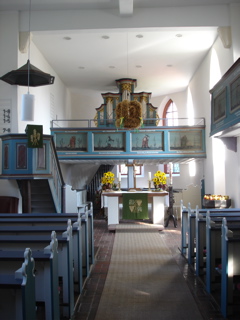 inside erzhausen church 4