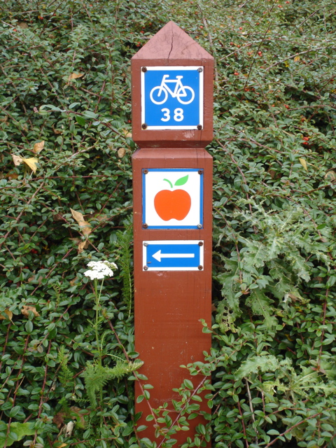 apple road sign stubberup