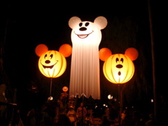 Mickey ghost and Mickey-o-lanterns