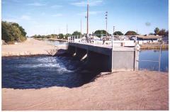 aqueduct-and-little-dam